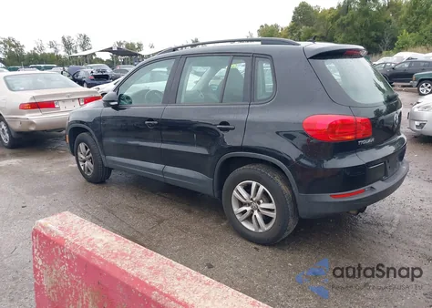 2016 Volkswagen Tiguan S z USA, uszkodzony, nr VIN WVGBV7AX6GW584941